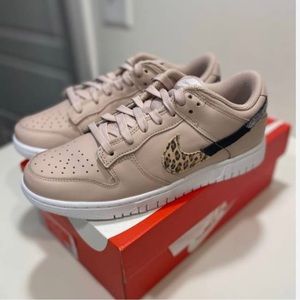 Primal pink Nike Dunks Women